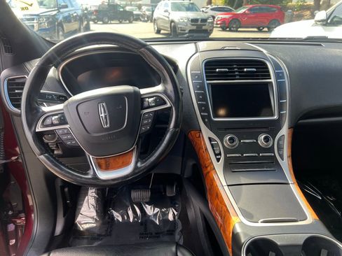 Used 2019 Lincoln Nautilus Reserve AWD/4WD image 22