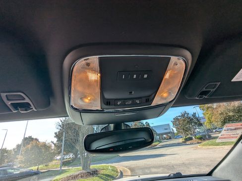 Used 2022 Jeep Grand Cherokee Laredo X image 26