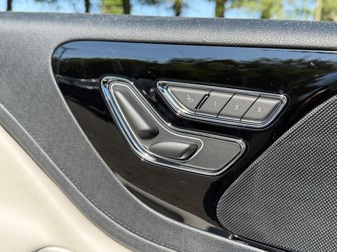 New 2026 Lincoln Aviator AWD w/ Jet Appearance Package image 22