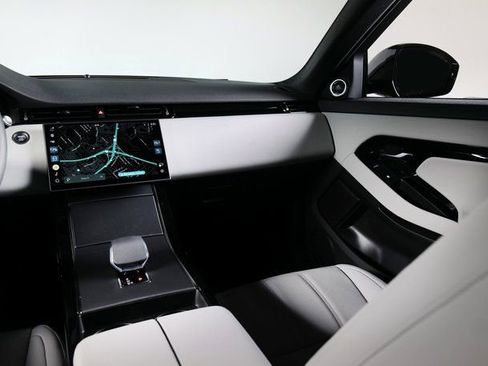New 2026 Land Rover Range Rover Evoque S AWD/4WD image 16