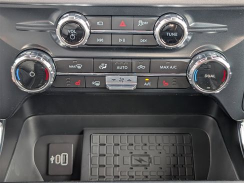 New 2026 Ford F150 XLT w/ Equipment Group 302A MID image 19