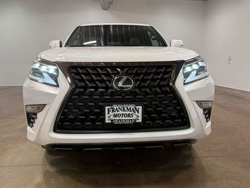 Used 2023 Lexus GX 460 image 40