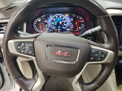 Used 2017 GMC Acadia Denali w/ Technology Package AWD/4WD image 30
