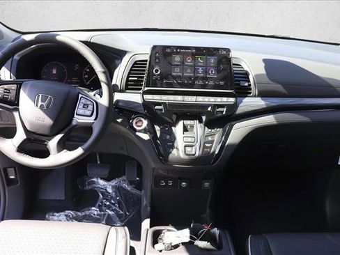 New 2026 Honda Odyssey Elite image 18