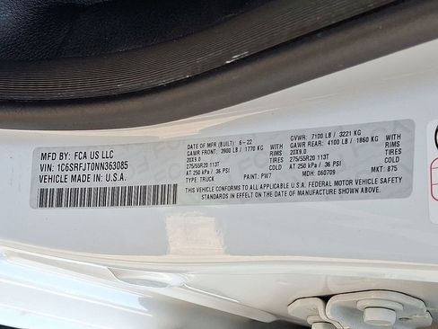 Used 2022 RAM 1500 Laramie AWD/4WD image 28