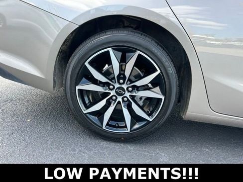 Used 2022 Chevrolet Malibu RS image 7