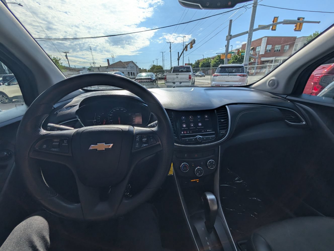 Used 2021 Chevrolet Trax LT AWD/4WD image 21