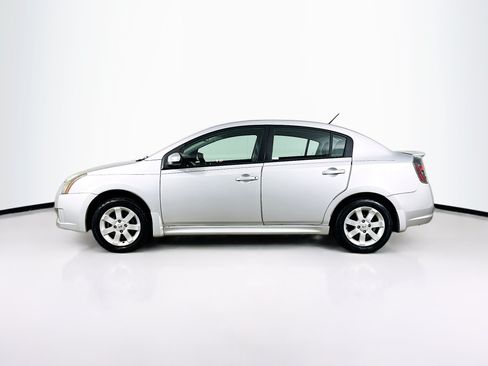 Used 2012 Nissan Sentra 2.0 SR FWD image 4
