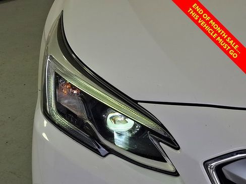 Used 2022 Subaru Outback Limited AWD/4WD image 10