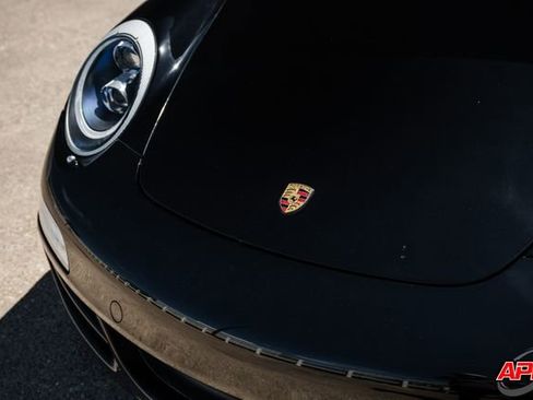 Used 2005 Porsche 911 Carrera S image 25