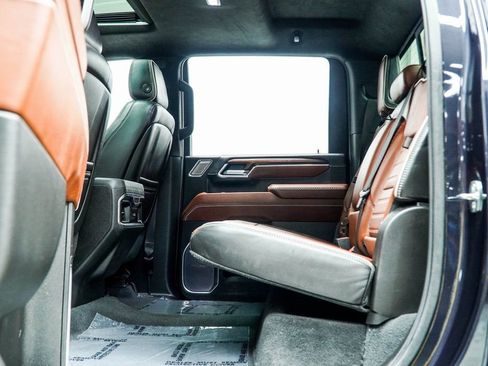 Used 2024 GMC Sierra 2500 Denali Ultimate image 45