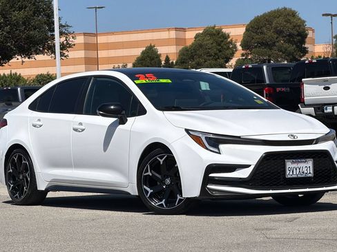 Used 2025 Toyota Corolla FX w/ Convenience Package FWD image 2