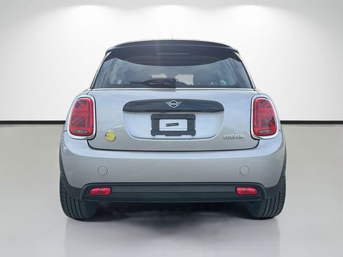 Used 2024 MINI Cooper SE image 4