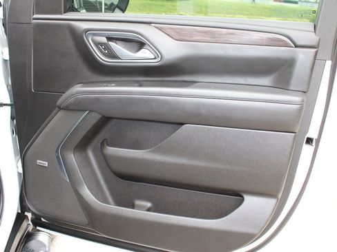 Used 2021 Chevrolet Tahoe Z71 AWD/4WD image 38