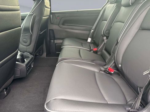 New 2026 Honda Odyssey Touring image 15