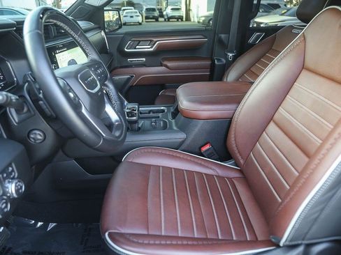 Used 2024 GMC Sierra 1500 Denali Ultimate AWD/4WD image 16