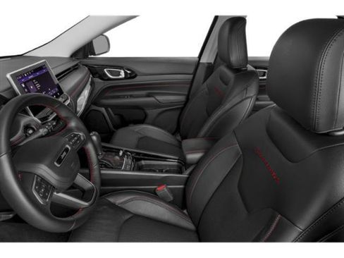 Certified 2022 Jeep Compass Trailhawk image 9