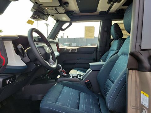 New 2026 Ford Bronco Heritage Edition AWD/4WD image 18