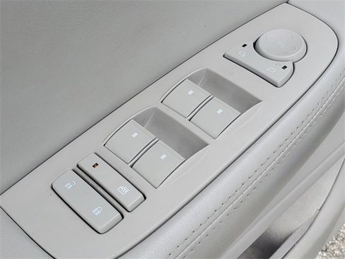 Used 2006 Cadillac DTS w/ Sun And Sound Package image 12