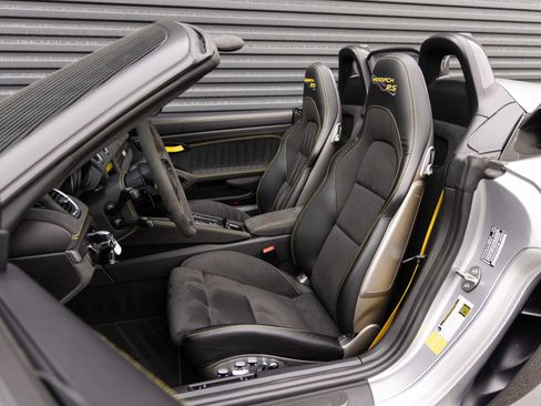 Certified 2025 Porsche 718 Boxster Spyder RS w/ Weissach Package image 5