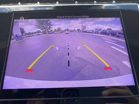 Used 2023 Jeep Grand Cherokee L Laredo AWD/4WD image 22