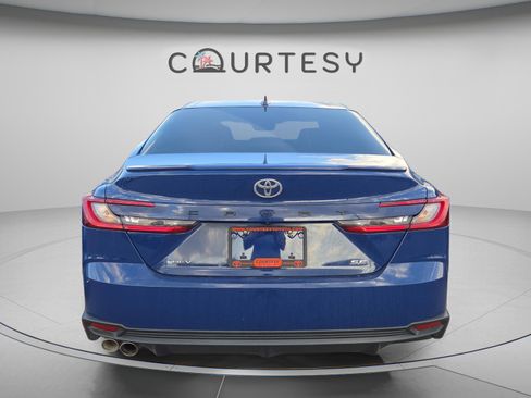 Certified 2025 Toyota Camry SE image 2