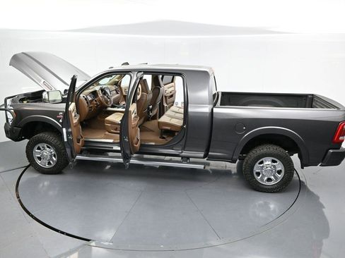 Used 2022 RAM 3500 Laramie AWD/4WD image 44