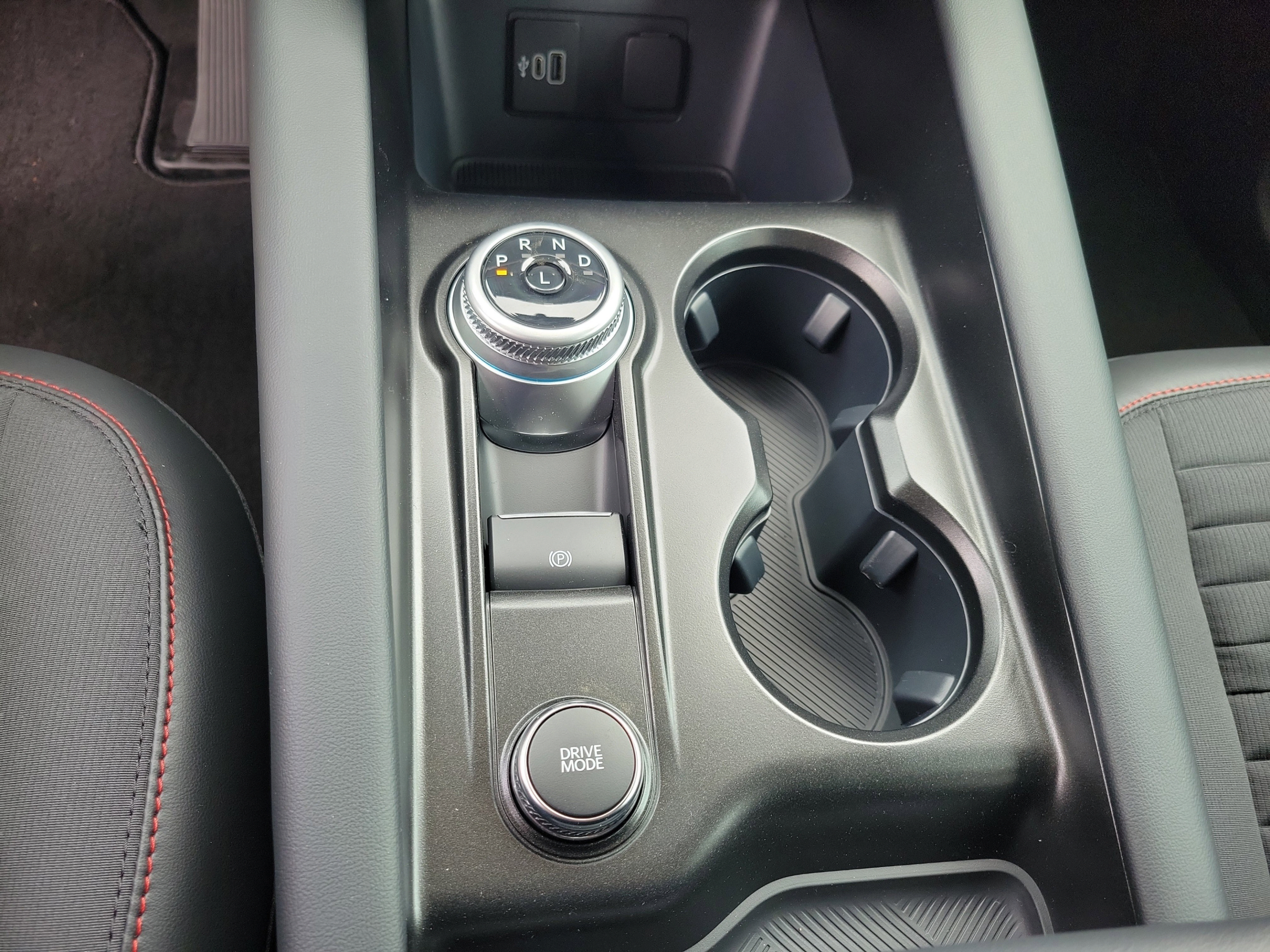 New 2026 Ford Explorer ST-Line w/ ST-Line Street Pack RWD image 20