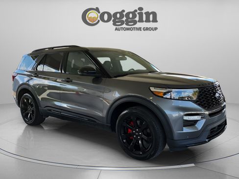 Certified 2023 Ford Explorer ST w/ Equipment Group 401A image 7