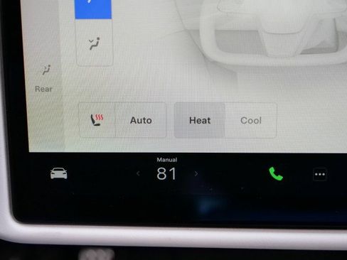 Used 2021 Tesla Model S Plaid image 11