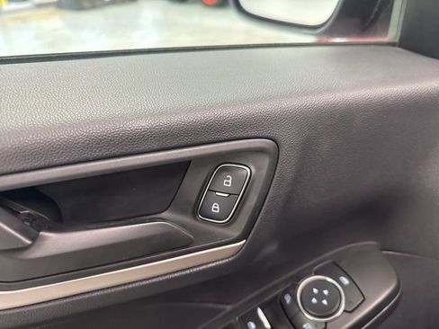 Used 2022 Ford Escape SE image 20