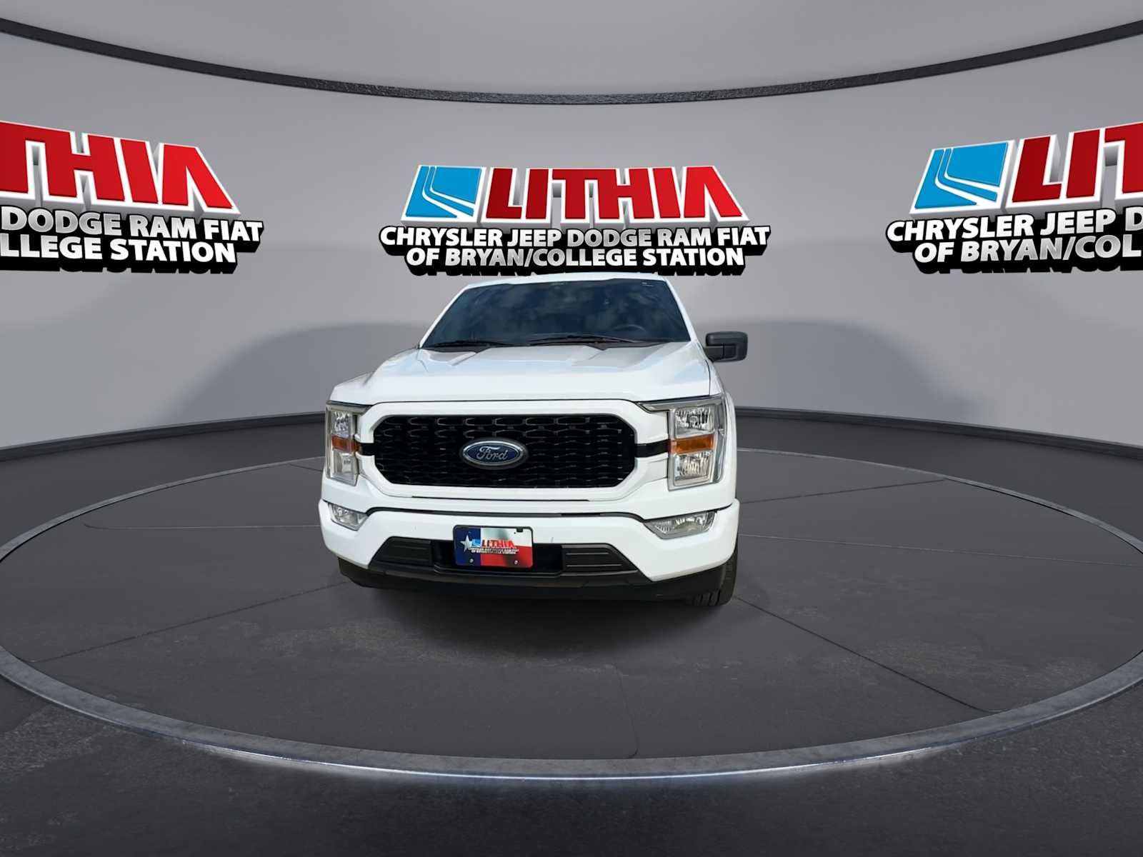 Used 2021 Ford F150 XL w/ STX Appearance Package RWD image 3