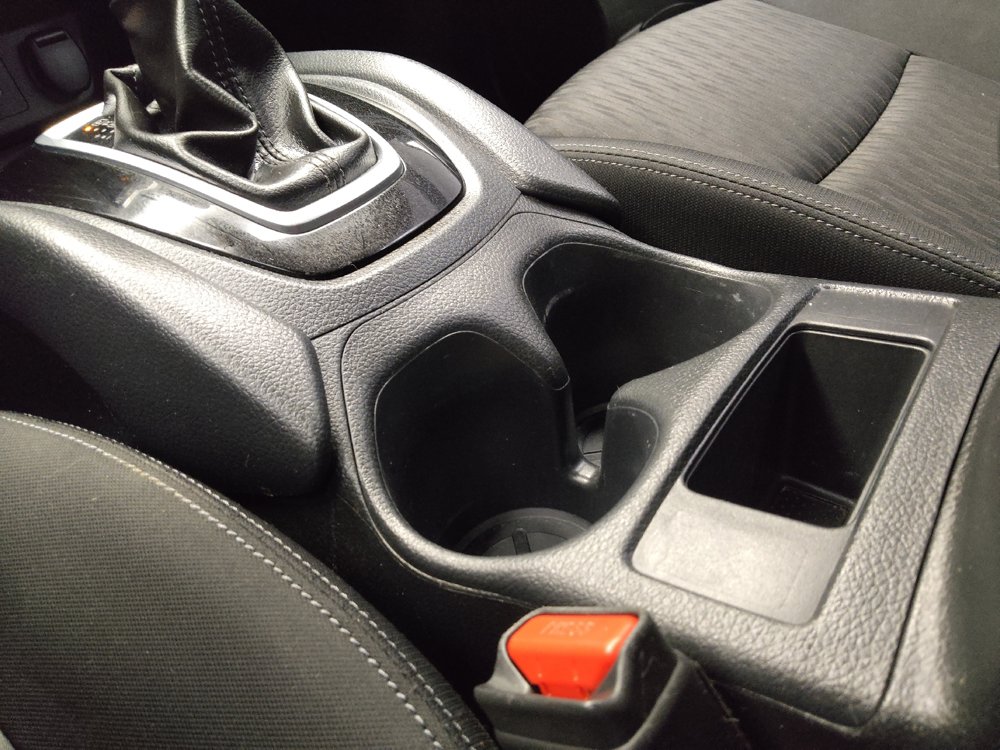Used 2020 Nissan Rogue S FWD image 26
