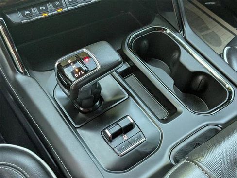 Used 2022 GMC Sierra 1500 AT4X image 21