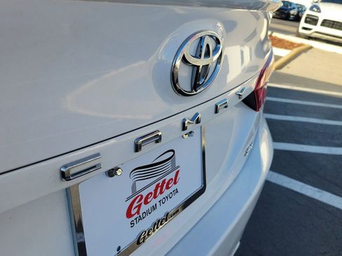 Used 2021 Toyota Camry SE image 6