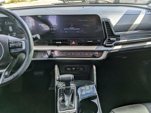 Certified 2024 Kia Sportage EX FWD image 16