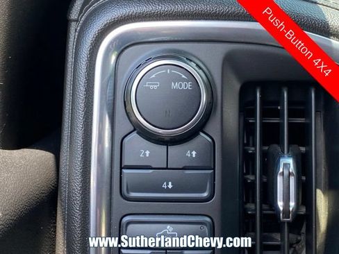 Used 2020 Chevrolet Silverado 2500 LT w/ Z71 Off-Road Package AWD/4WD image 29