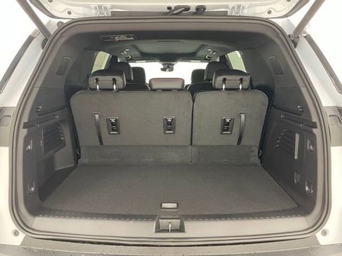 New 2026 Chevrolet Traverse Z71 w/ Driver Confidence Package image 13