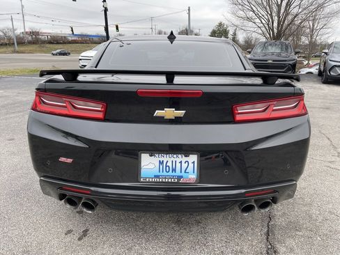 Used 2017 Chevrolet Camaro SS image 6