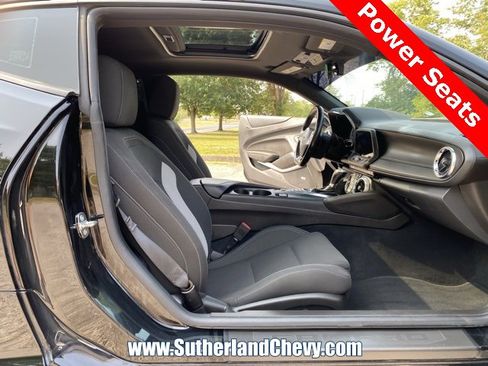 Used 2022 Chevrolet Camaro LT w/ RS Package image 19