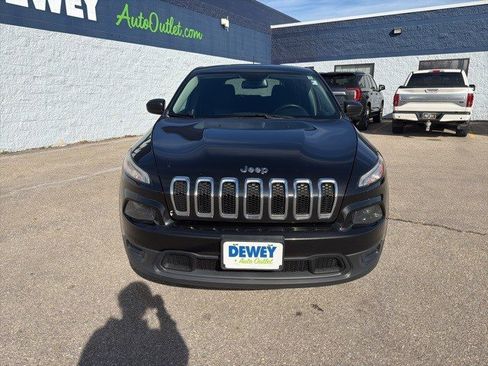 Used 2015 Jeep Cherokee Sport w/ Safety Group image 8