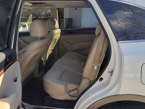 Used 2008 Hyundai Veracruz GLS image 11