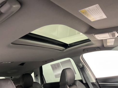 Used 2017 Acura MDX FWD w/ Technology Package image 5