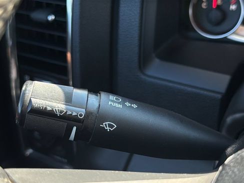 Used 2017 RAM 1500 Laramie AWD/4WD image 28