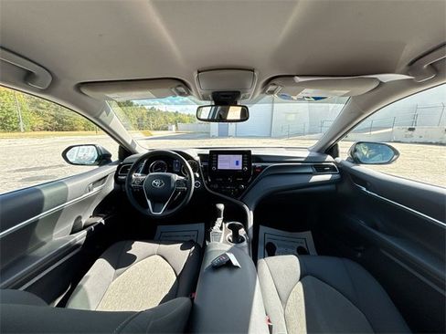 Used 2024 Toyota Camry LE image 19