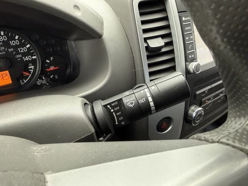 Used 2019 Nissan Frontier SV image 26