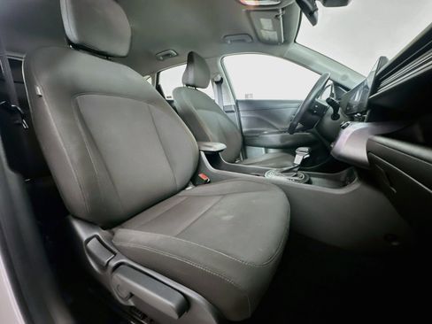 Used 2025 Hyundai Kona SEL FWD image 30