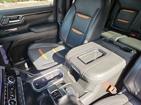 Used 2022 GMC Sierra 1500 AT4 AWD/4WD image 26