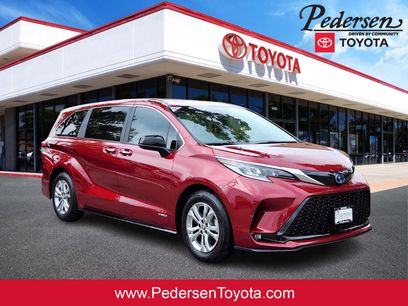 Used 2021 Toyota Sienna XSE