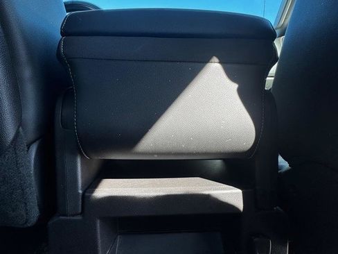 Used 2015 GMC Sierra 1500 SLE w/ SLE Value Package image 19